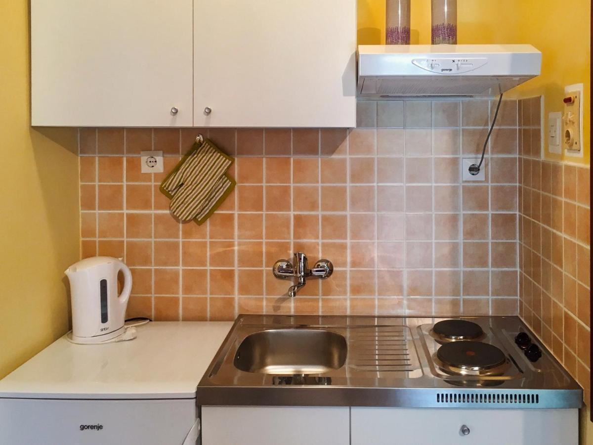 Milostic Apartment *