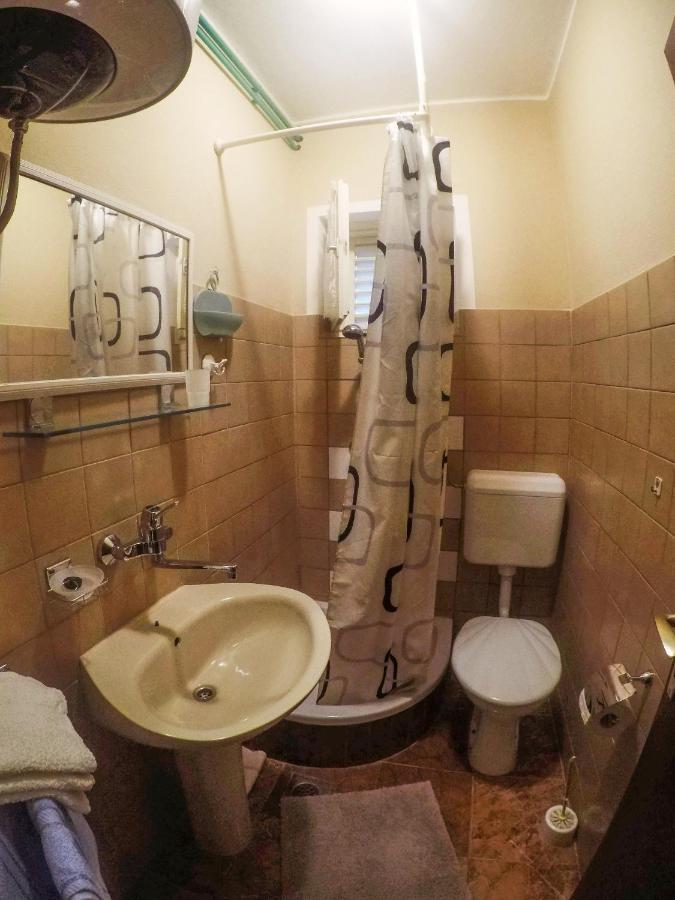 Milostic Apartment
